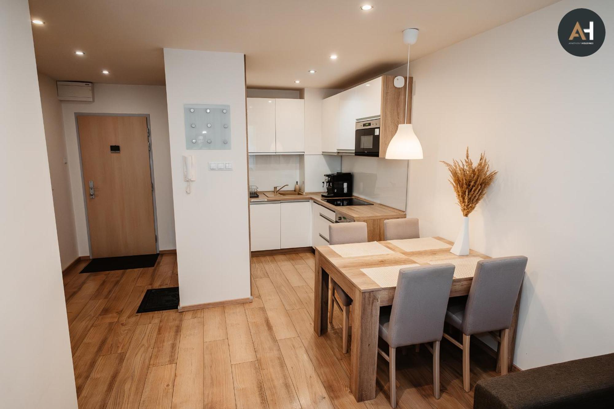 Ah Povazska IV Appartement Košice Buitenkant foto